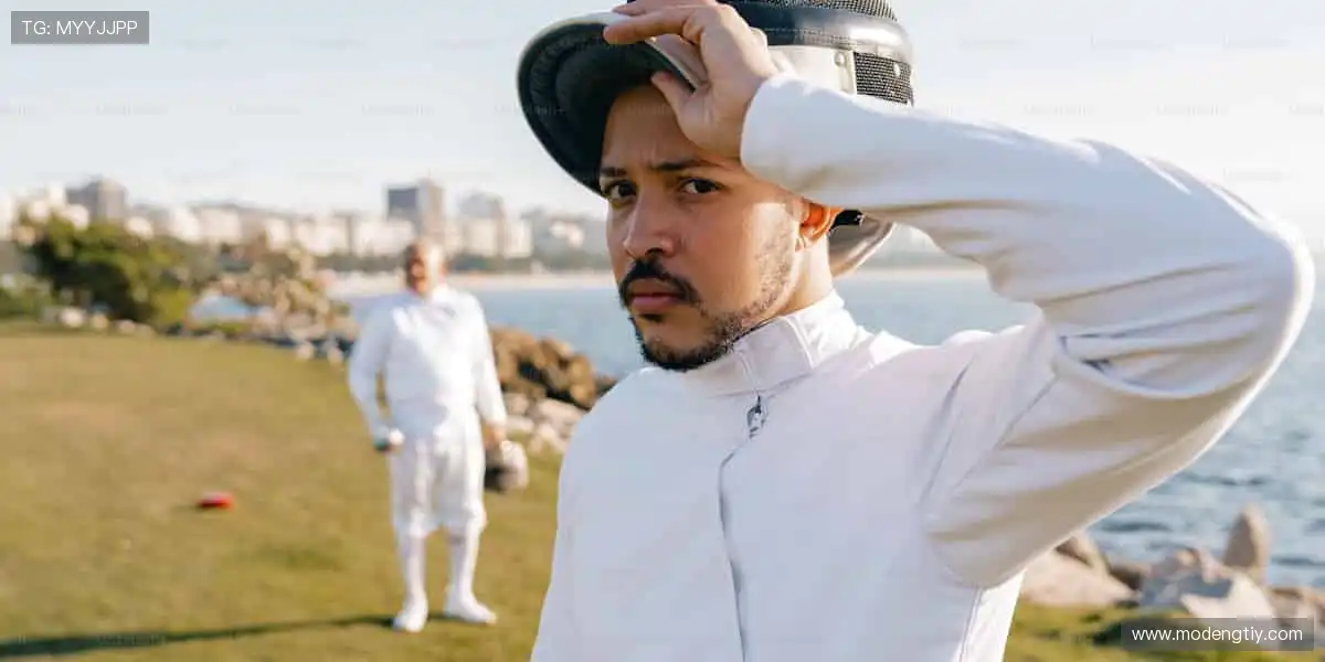 🎯 球星同款，即刻拥有！体育周边商城，解锁你的专属热爱！